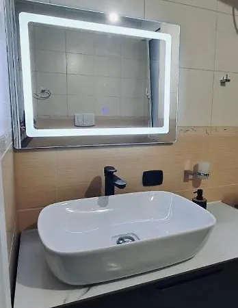 Avi - Daily Rent Appartement Tirana